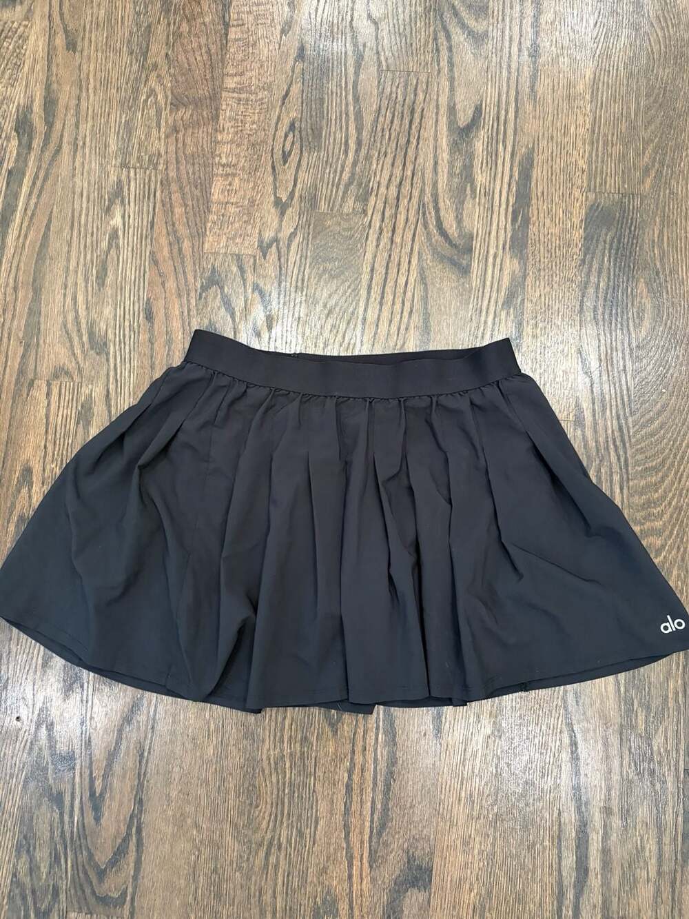 Alo Yoga Black Pleated Tennis Mini Skirt with Built-in Shorts